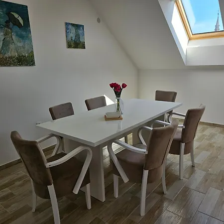 Sky Apartment *
