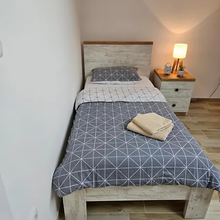 Sky * سريمسكا ميتروفيكا