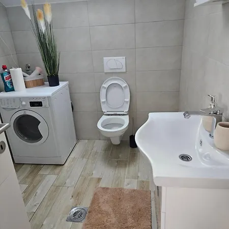 شقة Sky سريمسكا ميتروفيكا