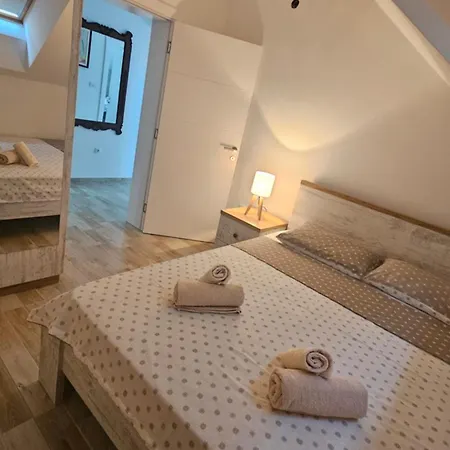 Sky * سريمسكا ميتروفيكا