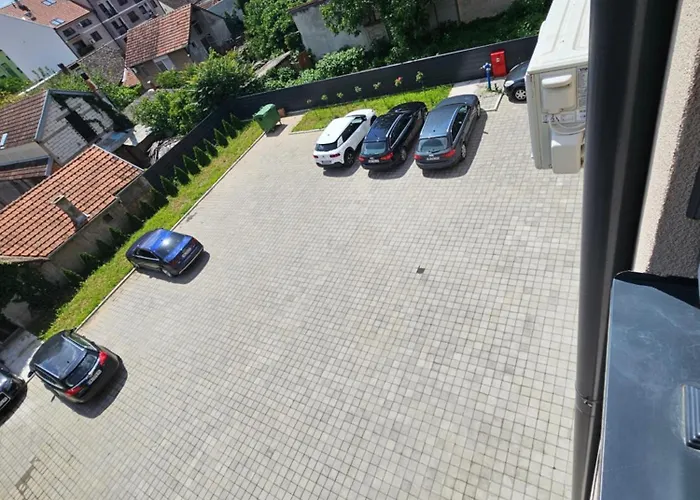 Sky Διαμέρισμα *